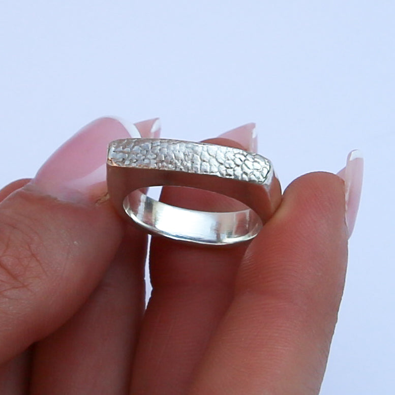 Bar Signet Ring ~ Impressions