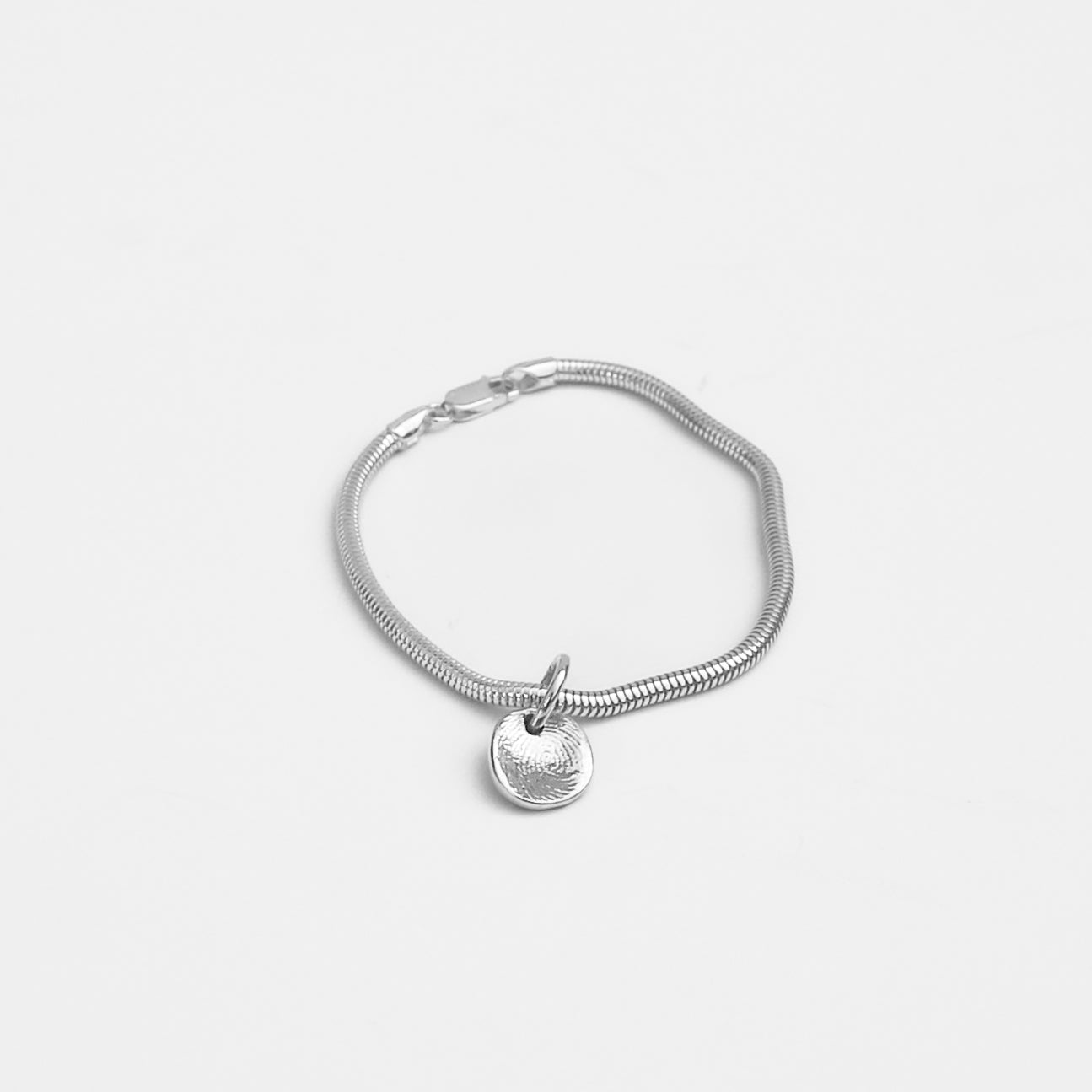 Pendant Snake Chain Bracelet ~ Impressions