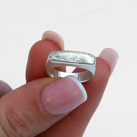 Bar Signet Ring ~ Impressions